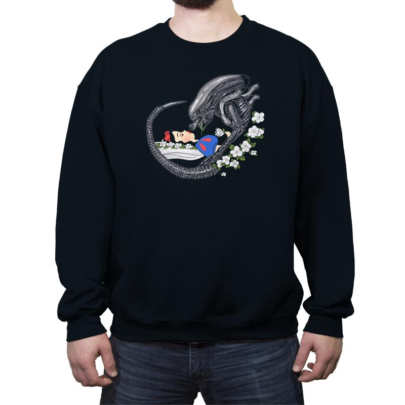 True Love's Kiss - Extraterrestrial Tees