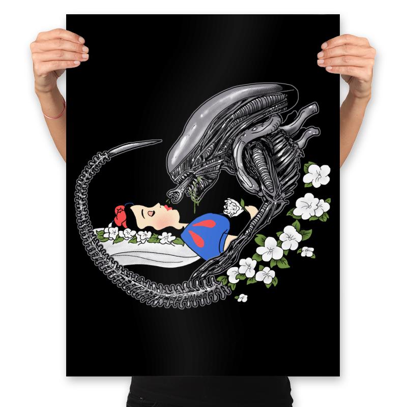 True Love's Kiss - Extraterrestrial Tees