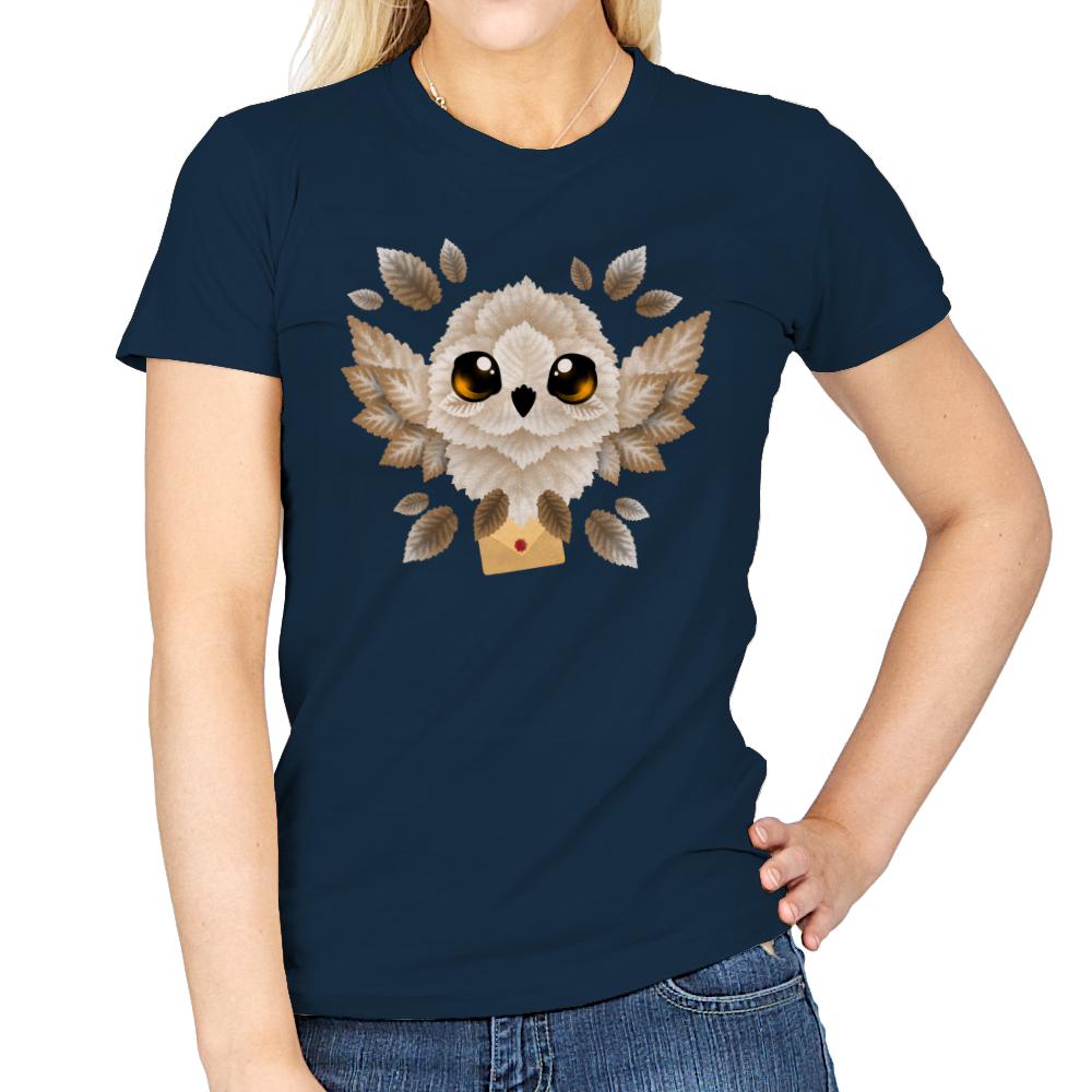 Owl mail of leaves